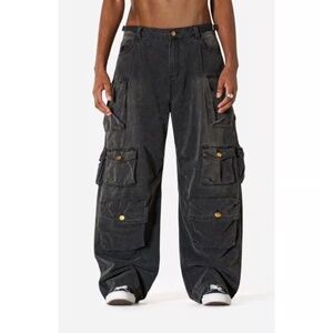 Aelfric Eden Black Cargo Pants with Multiple Flap Pockets size 34
